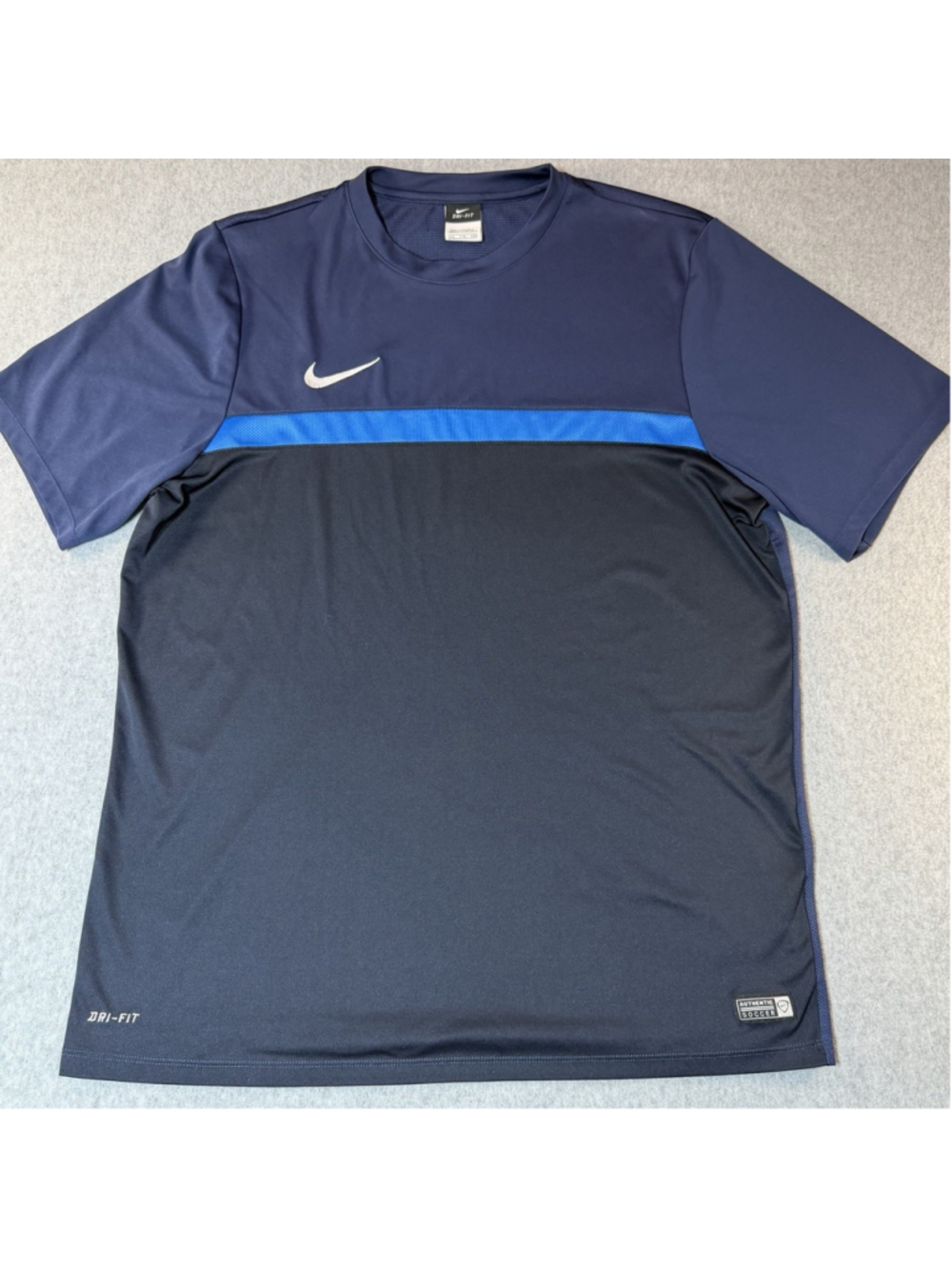Nike Dri-Fit Shirt Mens 2XL Blue Stripe Activewear Mesh Short Sleeve T Swoosh